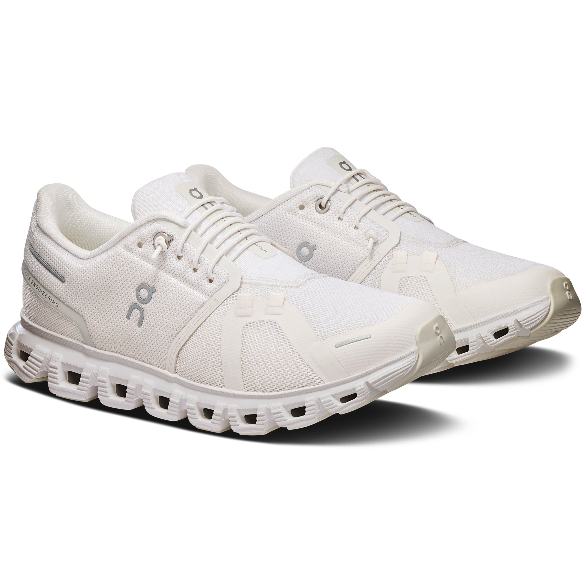 WOMEN'S CLOUD 6