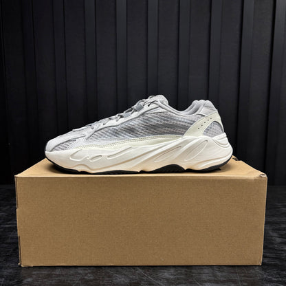adidas Yeezy Boost 700 V2 Static - Used - 3792