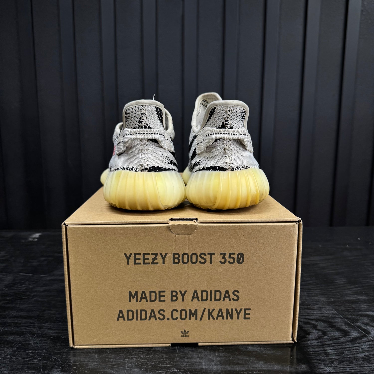 adidas Yeezy Boost 350 V2 Zebra - Used - 1809