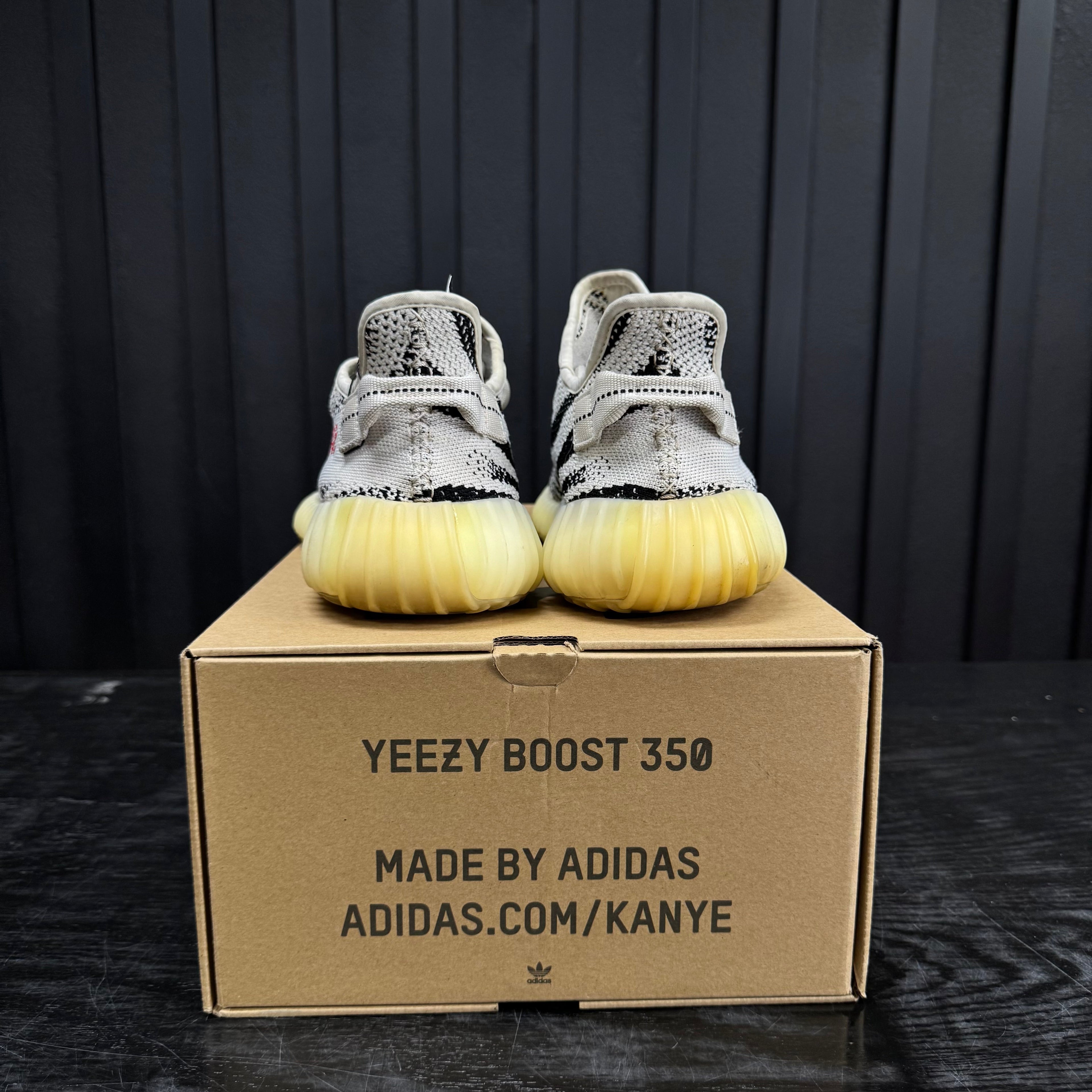 adidas Yeezy Boost 350 V2 Zebra - Used - 1809
