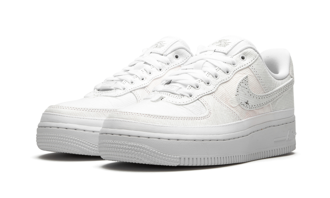 AIR FORCE 1 LO LX WMNS "Reveal - Black Swoosh" CJ1650 100