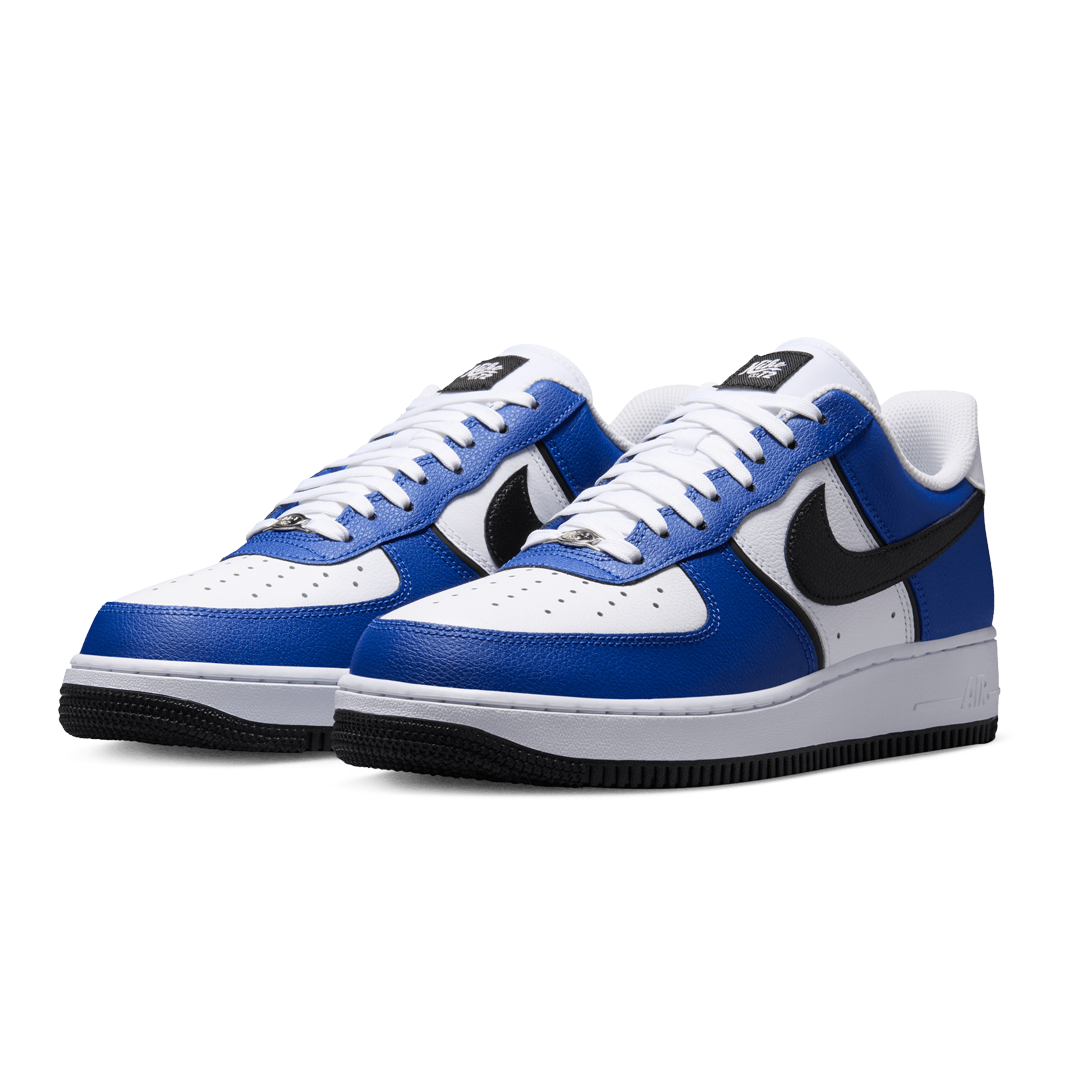 AIR FORCE 1 &