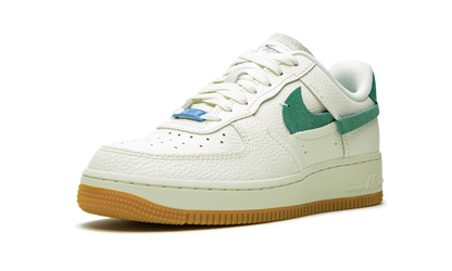 AIR FORCE 1 &