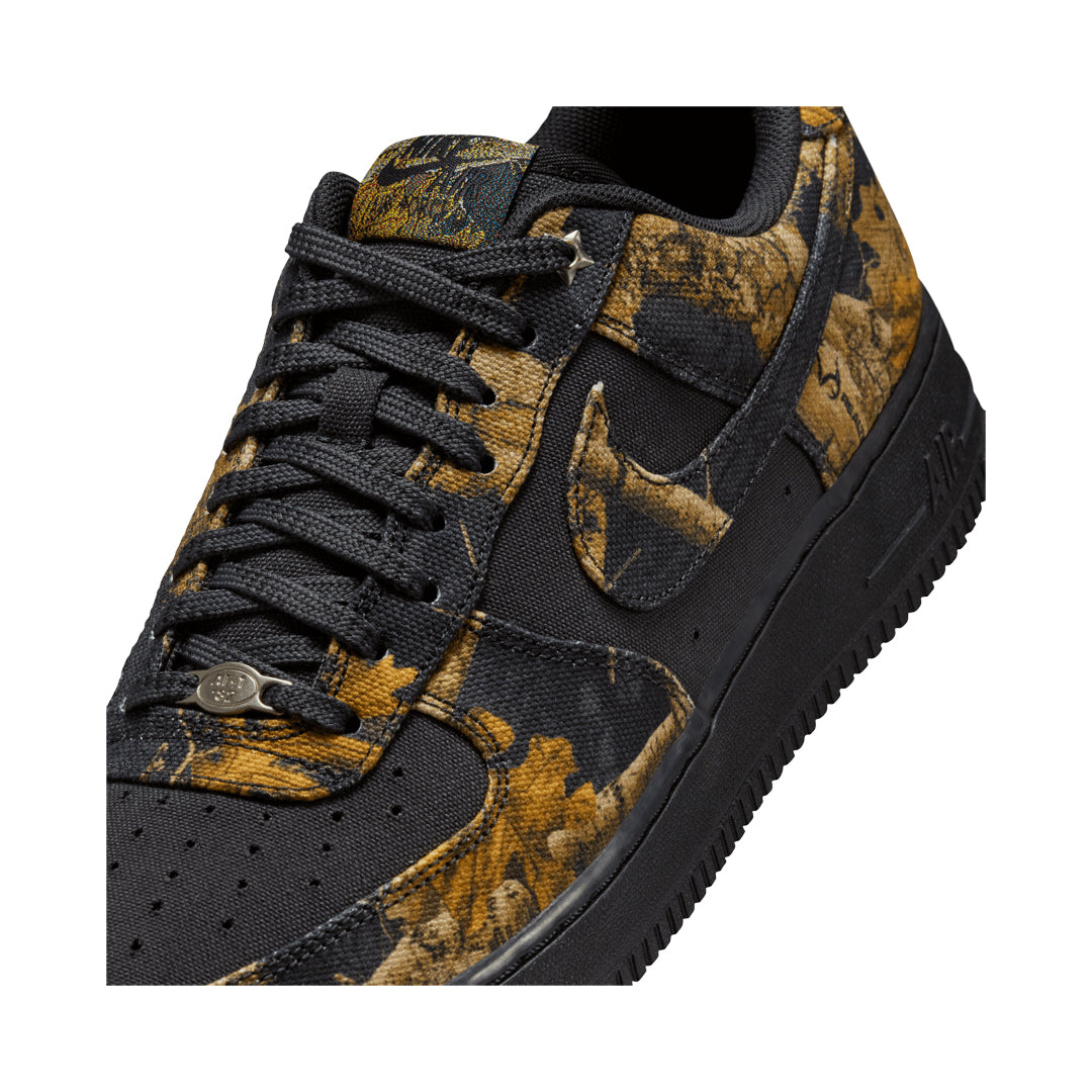 AIR FORCE 1 &
