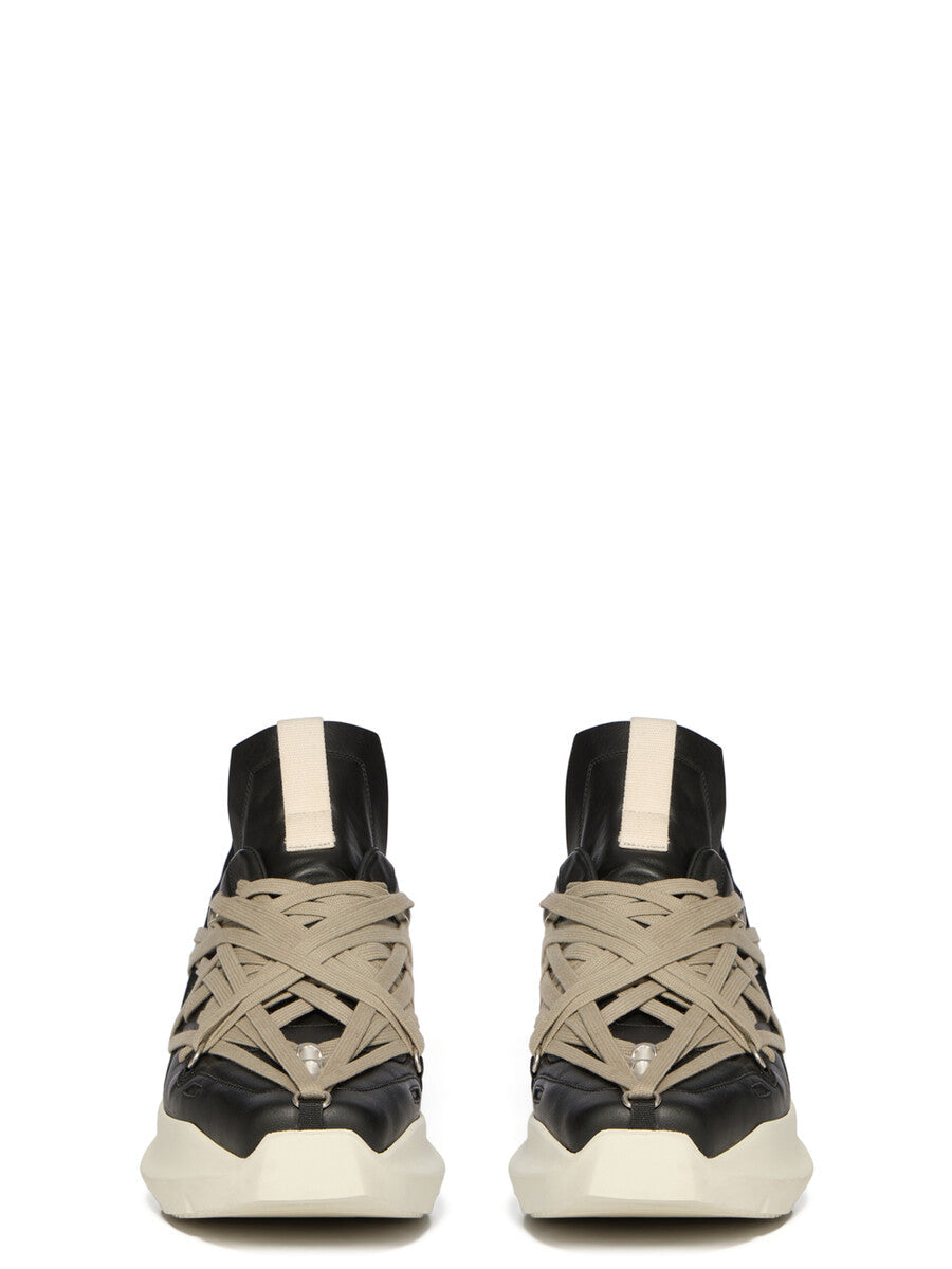 RU01F2812_LCOW1_981 | MEGALACE® GETH RUNNER