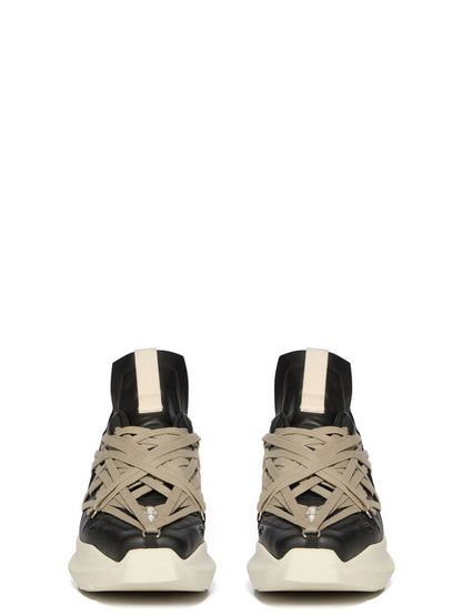 RU01F2812_LCOW1_981 | MEGALACE® GETH RUNNER