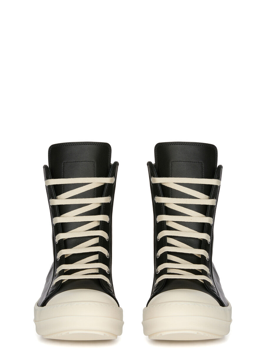 RU02F4890_LCO_911 | SNEAKS