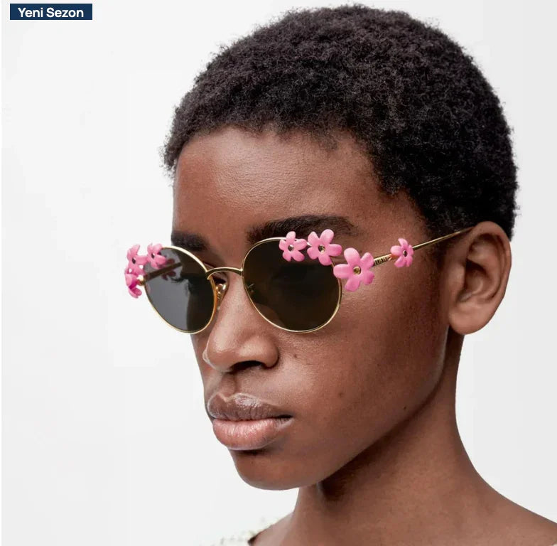 '- LOEWE LW 40173 U 30E Oval Sunglasses ✨