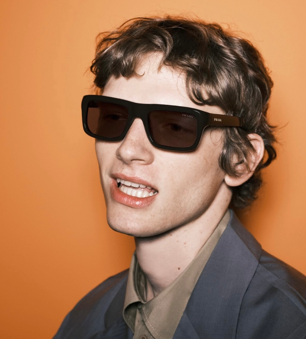 PRADA PR D11SF Sunglasses  🟥