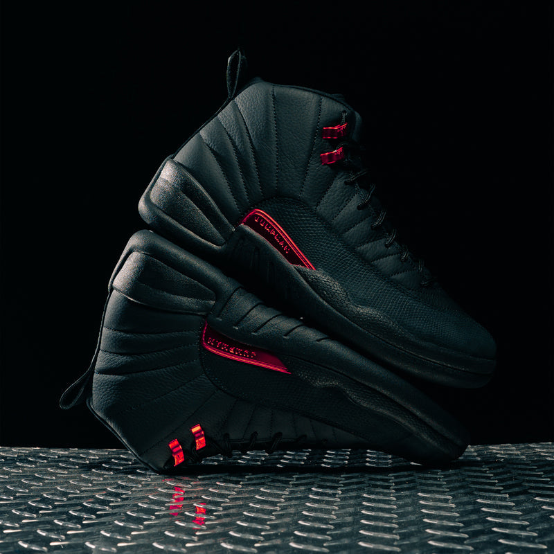 Air Jordan 12 Retro 'Bloodline' - Black/Varsity Red