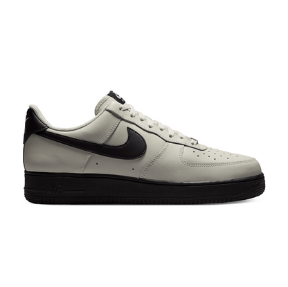 AIR FORCE 1 &