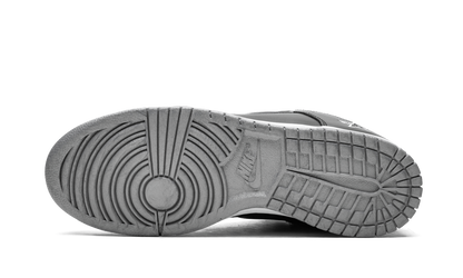 SB Dunk Low OG QS "Supreme - Jewel Swoosh Silver/Black" CK3480 001