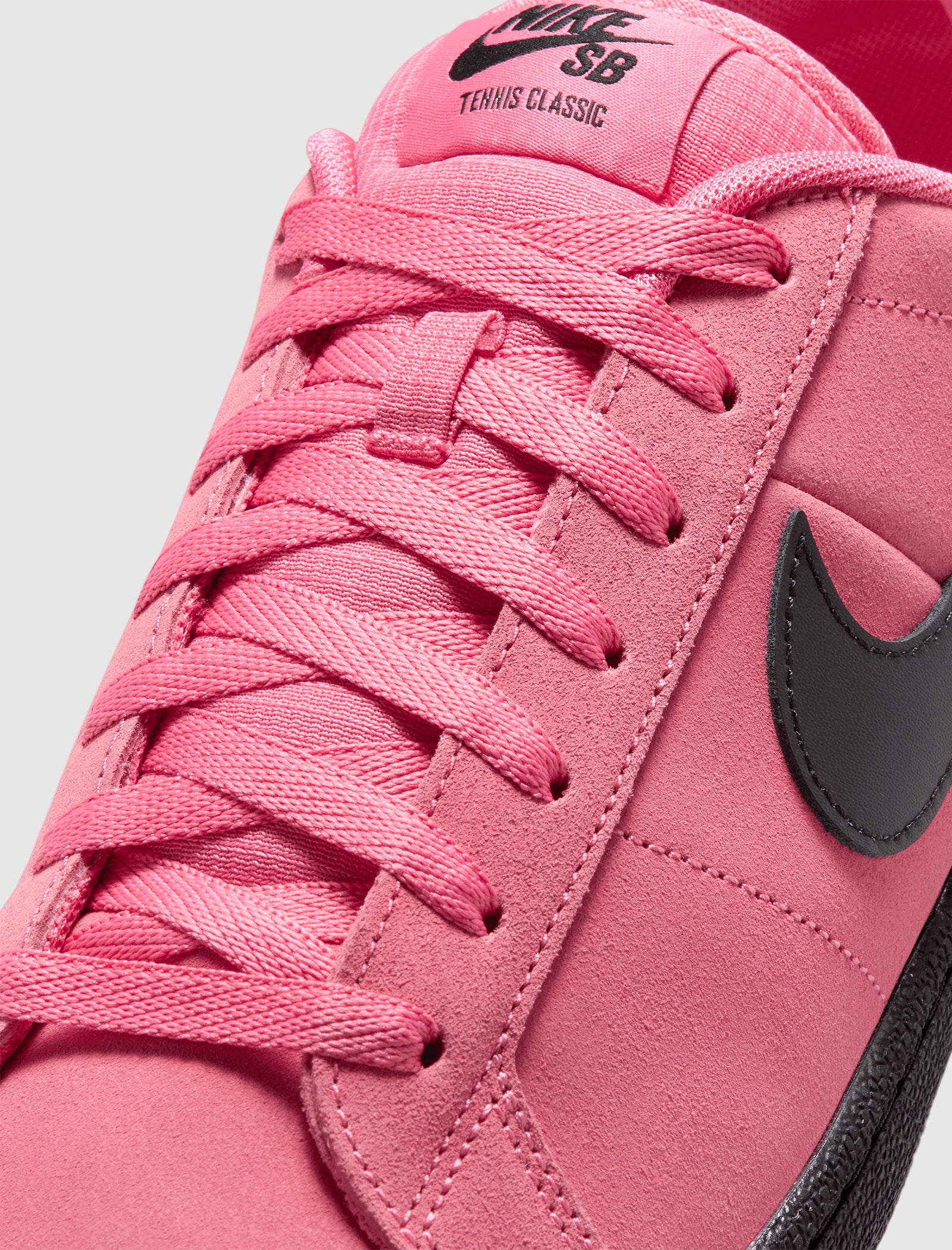 SB ZOOM TENNIS COURT CLASSIC "HYPER PINK/BLACK"
