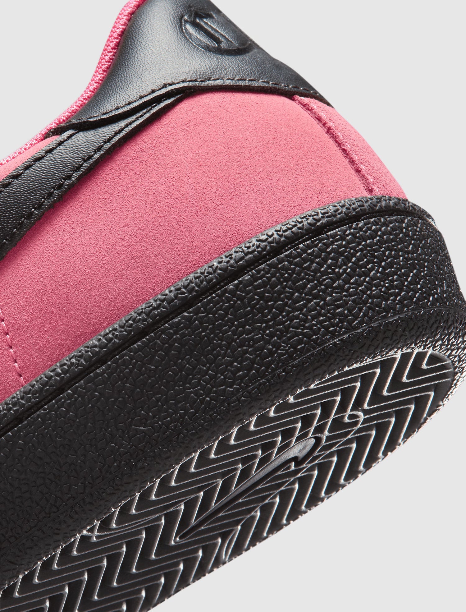SB ZOOM TENNIS COURT CLASSIC "HYPER PINK/BLACK"