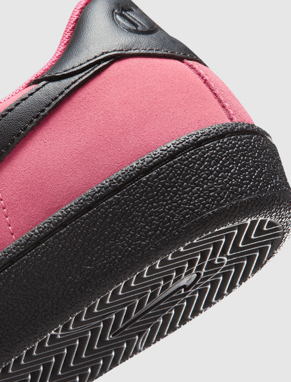 SB ZOOM TENNIS COURT CLASSIC "HYPER PINK/BLACK"