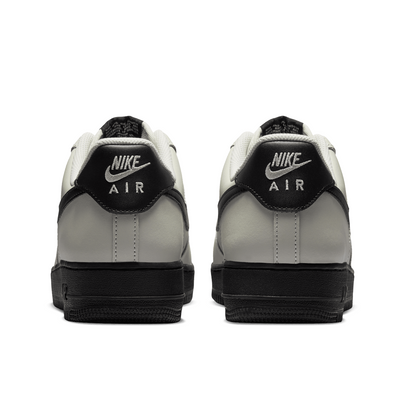AIR FORCE 1 &