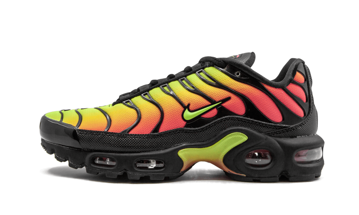 AIR MAX PLUS TN SE MNS WMNS "Black Volt Solar Red" AQ9979 001