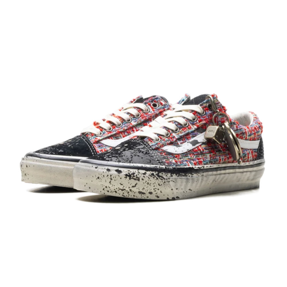 Premium Old Skool “Charms Red Black”