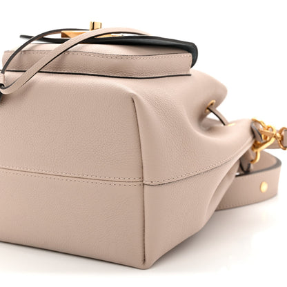 Calfskin Lockme Bucket MM Greige