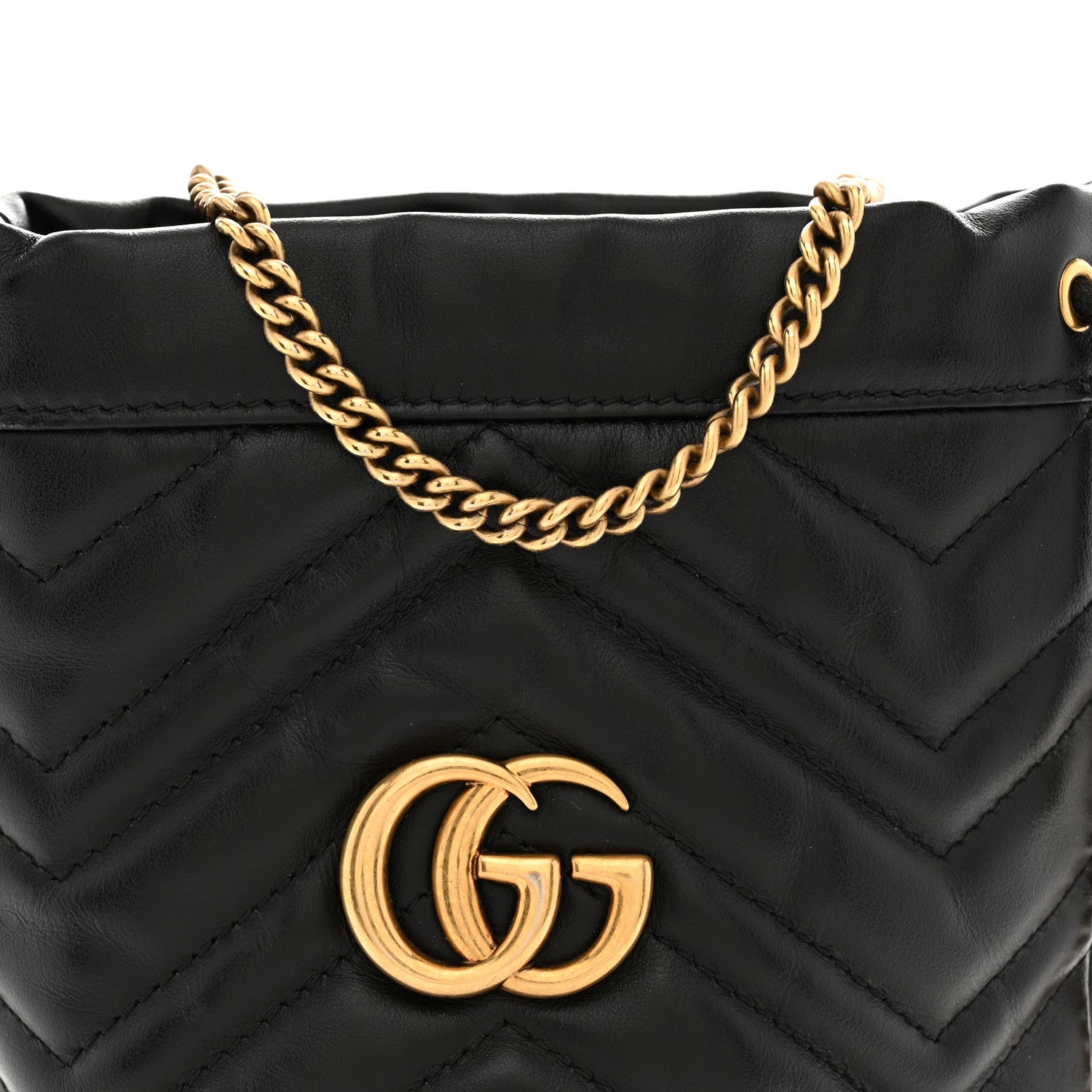 Calfskin Matelasse Mini GG Marmont 2.0 Bucket Bag Black