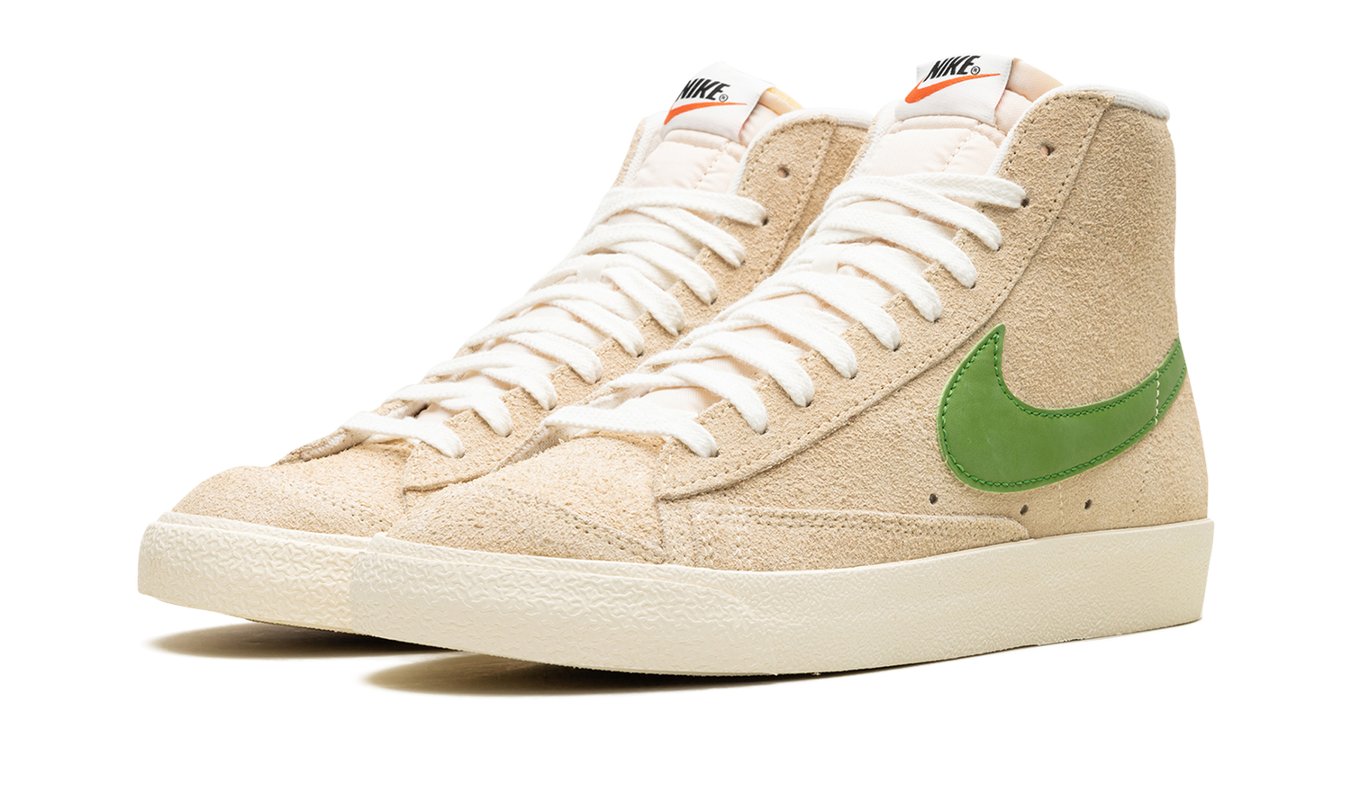NIKE BLAZER MID &