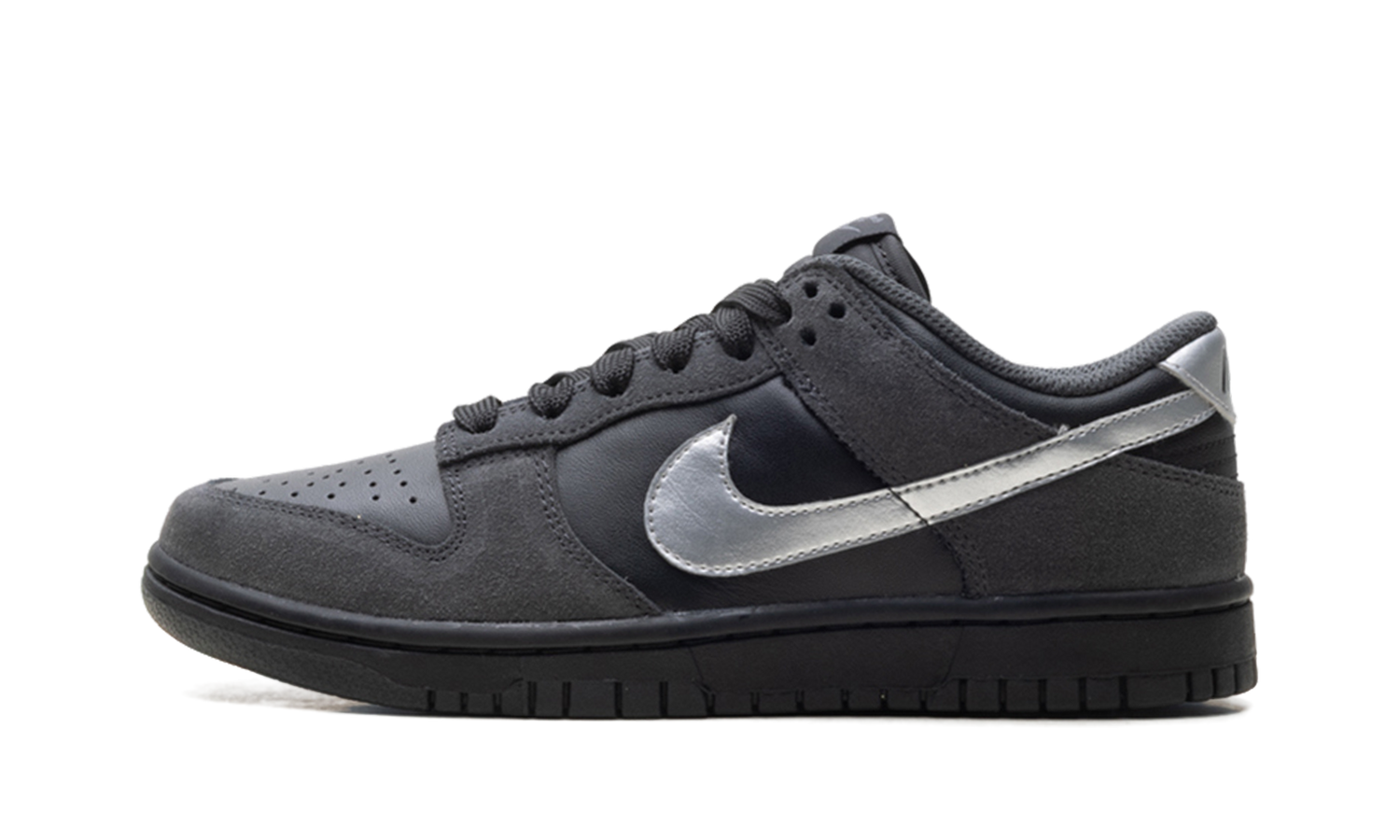 Dunk Low WMNS "Anthracite / Metallic Silver" II7636 001