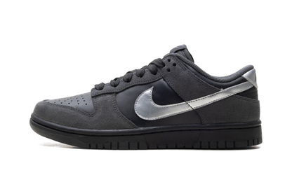 Dunk Low WMNS "Anthracite / Metallic Silver" II7636 001