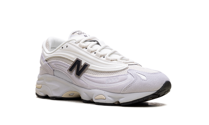 1000 "Pearl Grey Black" M1000PSB