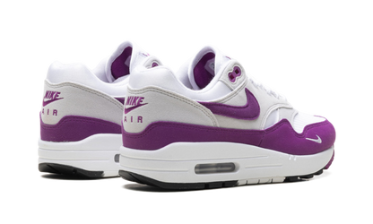 Air Max 1 &