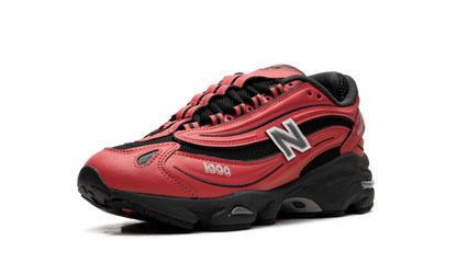 1000 "Red Black" M1000MSR