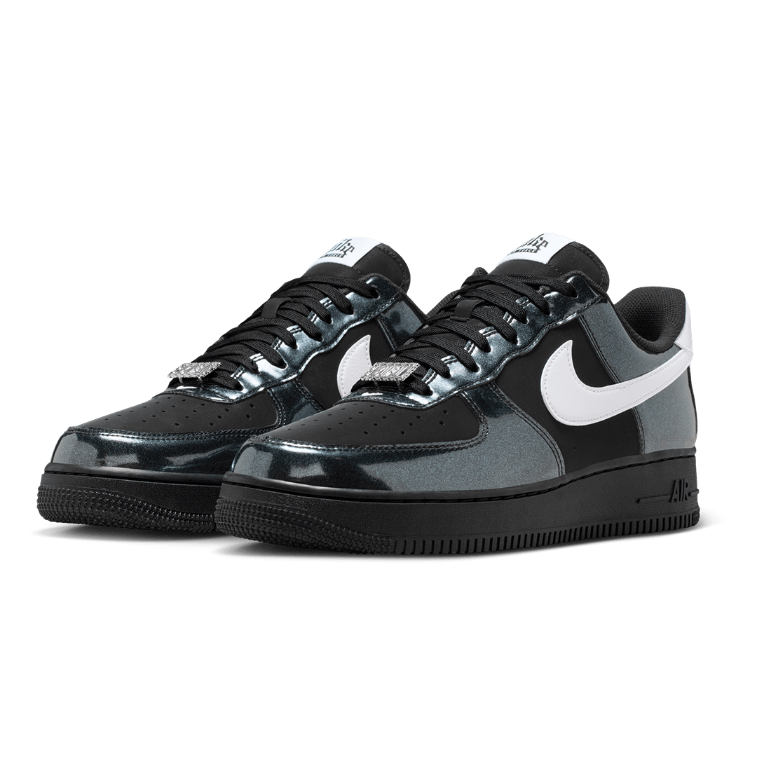 AIR FORCE 01 &