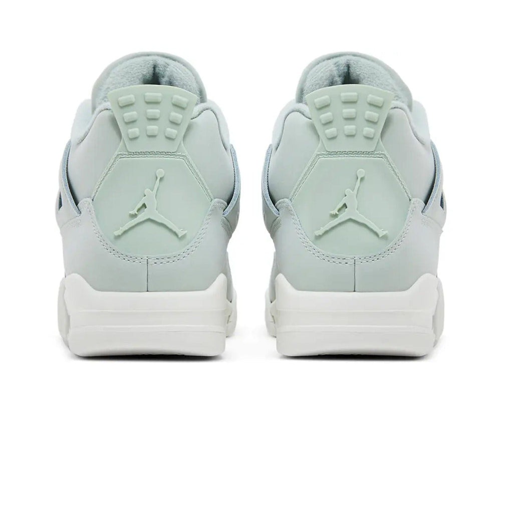 Air Jordan 4 Wmns Retro ‘Seafoam Sail’