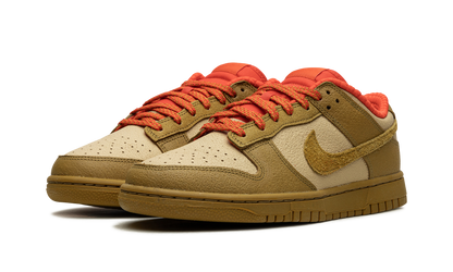 DUNK LOW WMNS "Bronzine Picante Red" FQ8897 252