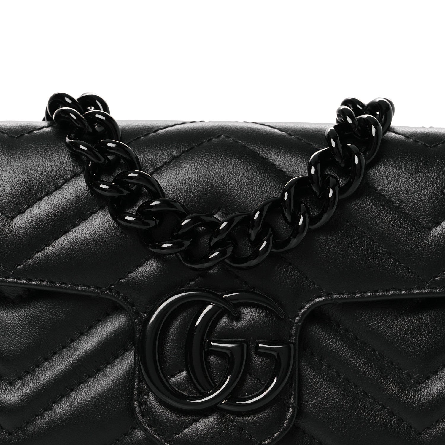 Calfskin Matelasse Monochrome GG Marmont Chain Belt Bag Black
