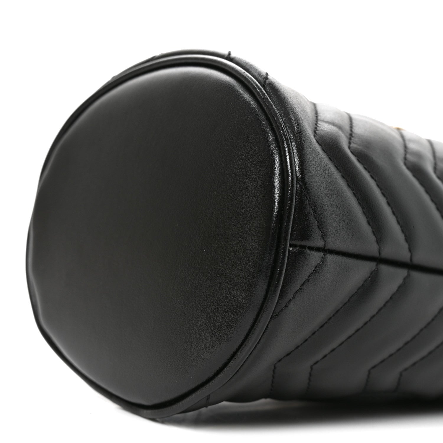 Calfskin Matelasse Mini GG Marmont 2.0 Bucket Bag Black