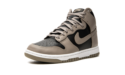 DUNK HIGH WMNS "Moon Fossil" DD1869 002