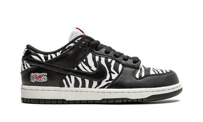 SB Dunk Low OG QS "Quarter Snacks" DM3510 001