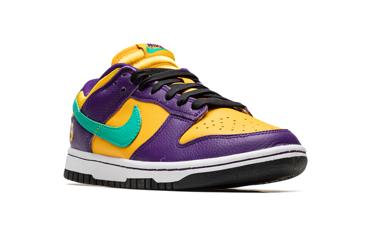 DUNK LOW WMNS "Lisa Leslie" DO9581 500