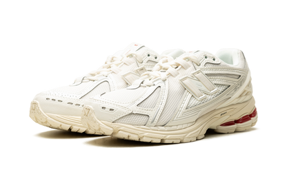 1906R "Angora/Sea Salt/Shadow Red" U19066KA
