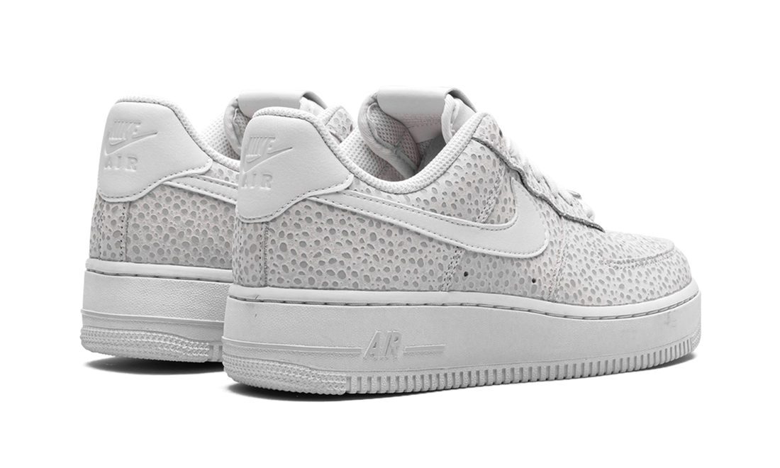 AIR FORCE 1 &