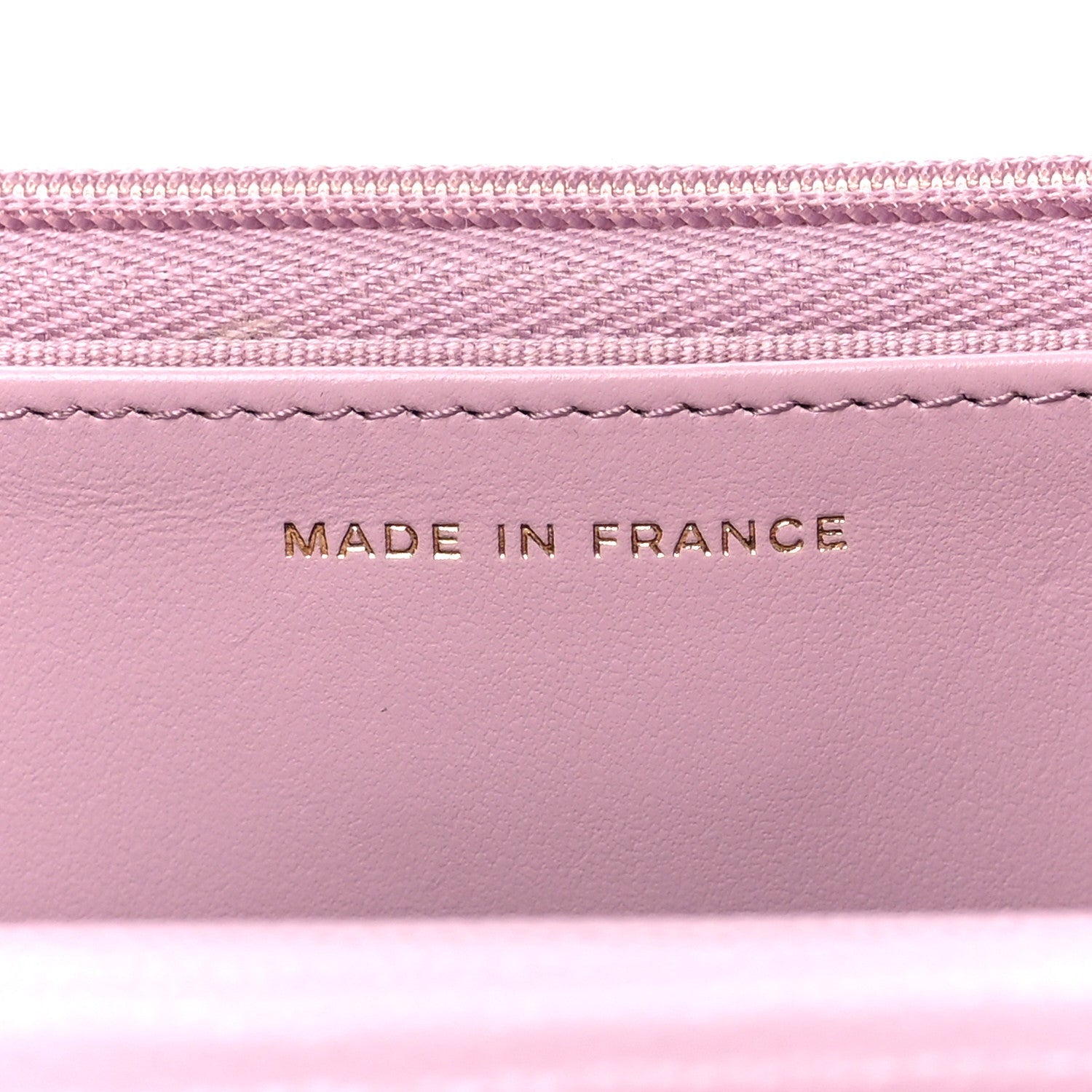 Caviar Quilted Wallet on Chain WOC Light Pink