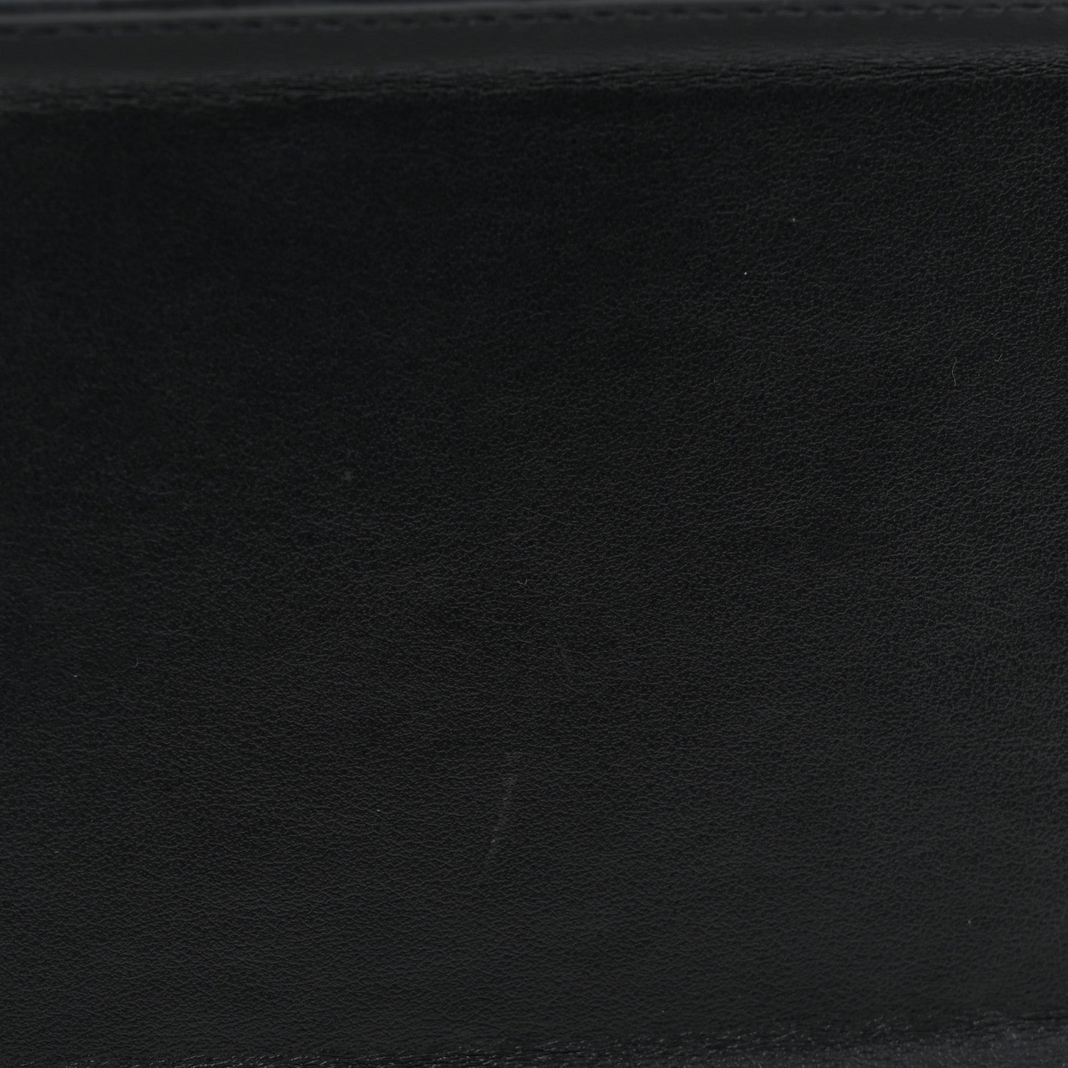 Smooth Calfskin Le Grand Chiquito Black
