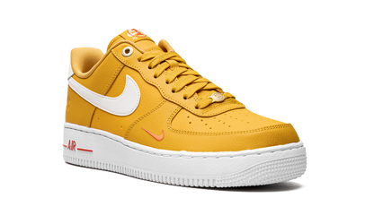 AIR FORCE 1 LO MNS WMNS "40th Anniversary" DQ7582 700