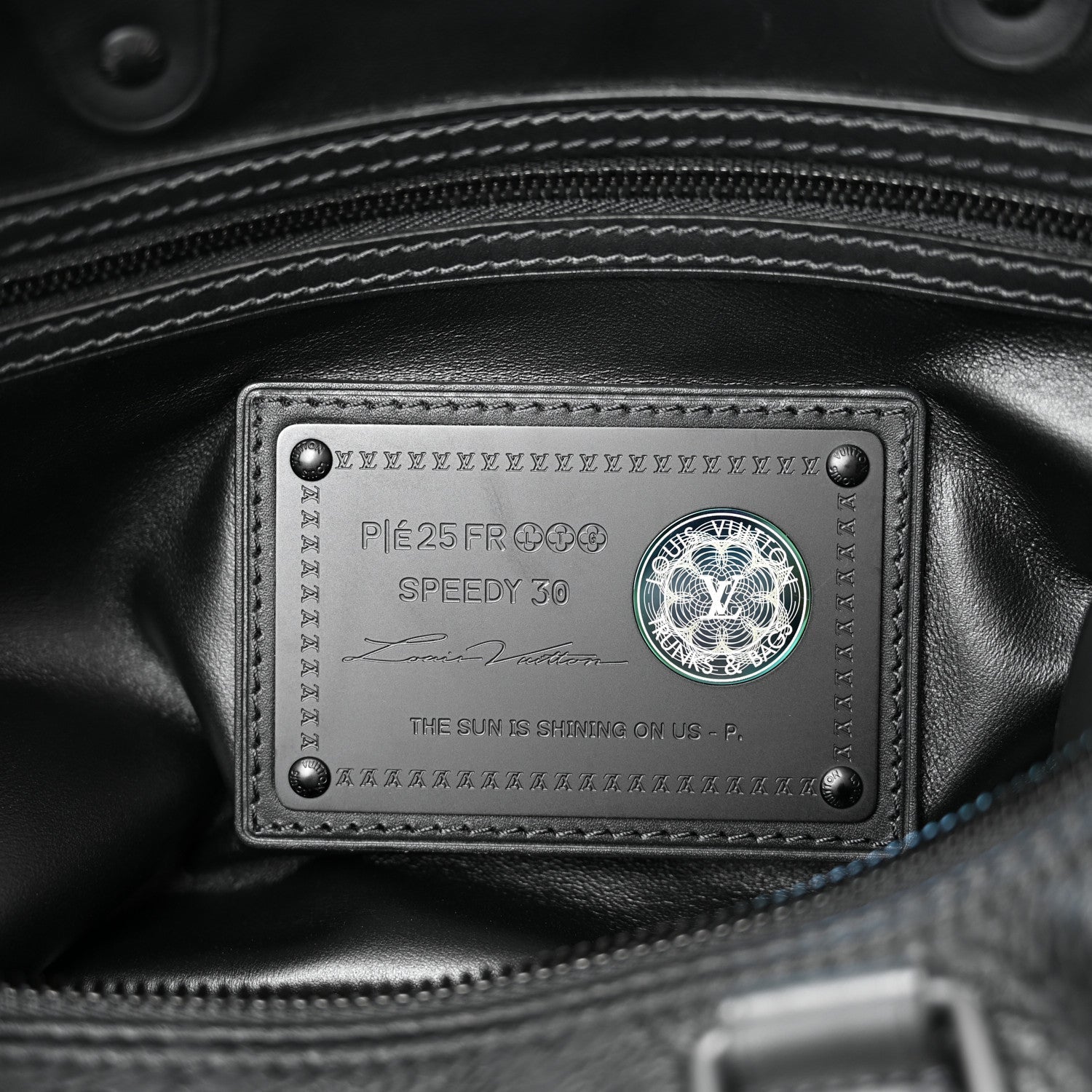Calfskin Monogram Speedy P9 Bandouliere 30 Ultra Black