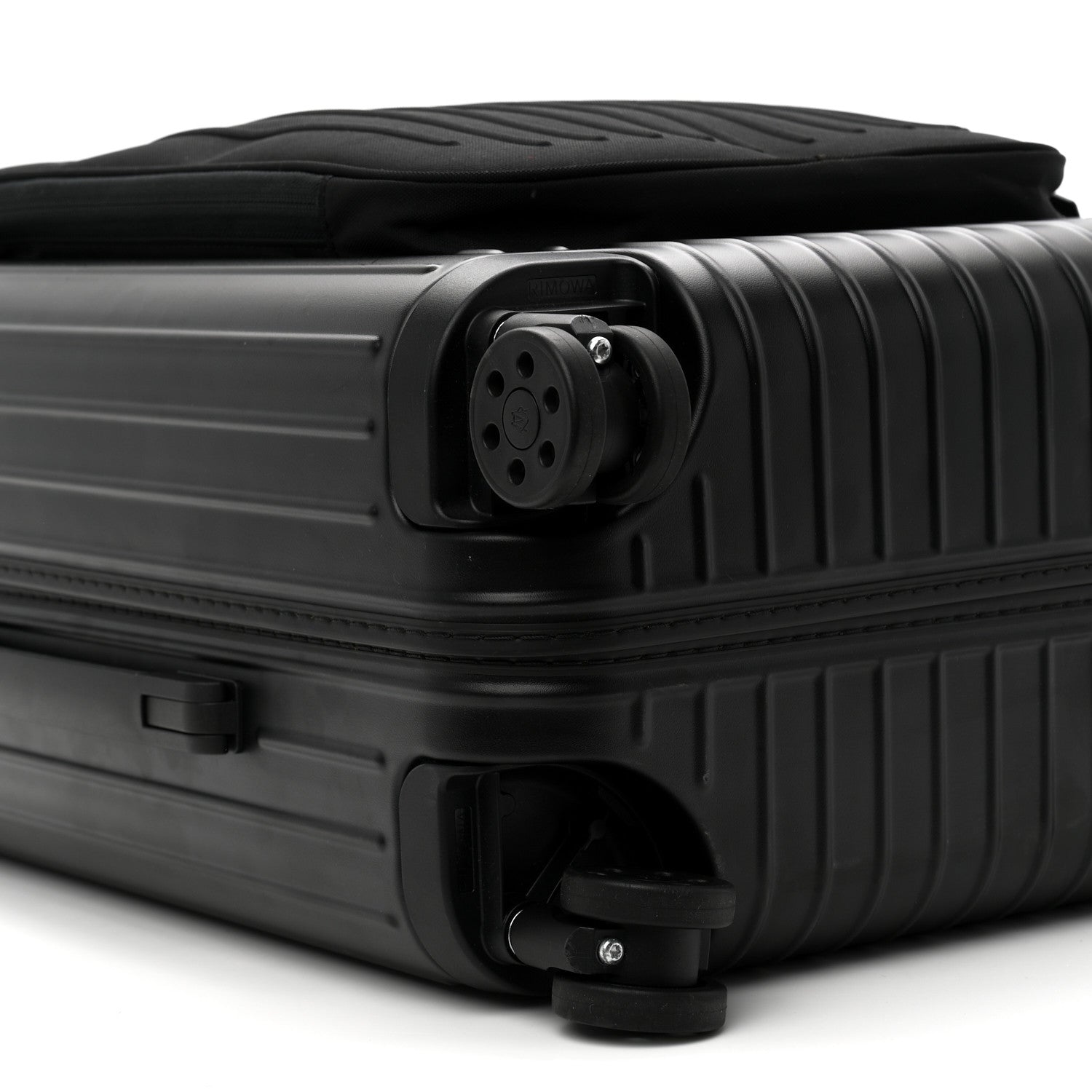 Polycarbonate Essential Sleeve Cabin Matte Black