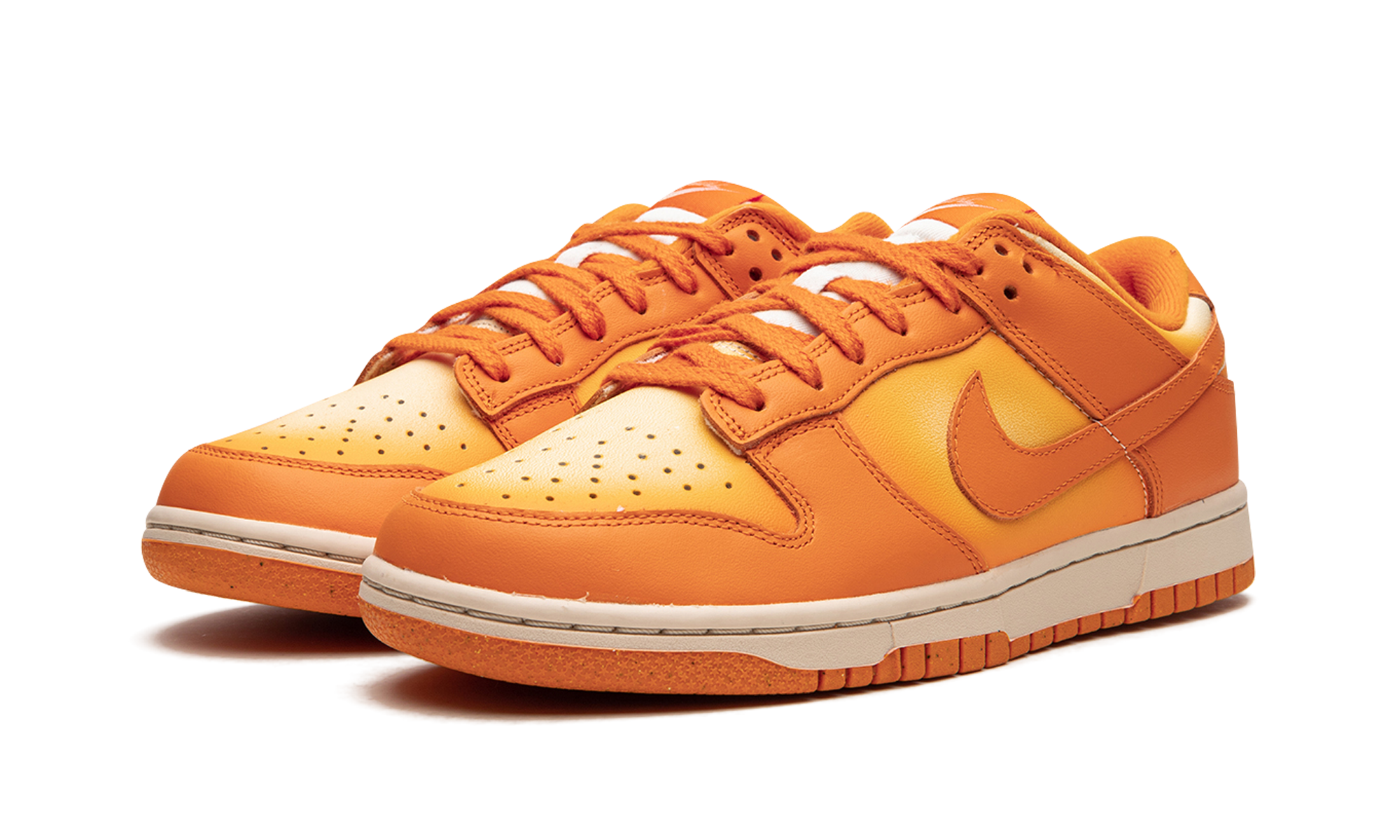 DUNK LO MNS WMNS "Magma Orange" DX2953 800