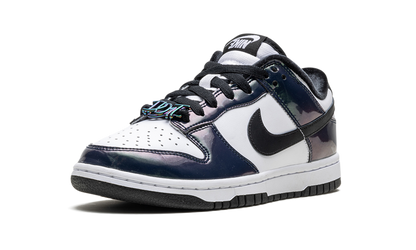 Dunk Low SE WMNS "Just Do It Iridescent" FQ8143 001