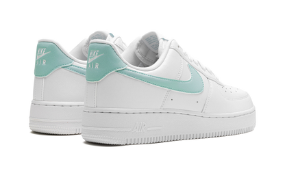AIR FORCE 1 &