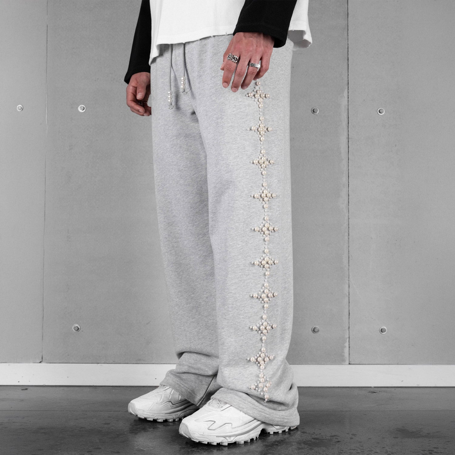 Commons Pearled Star Sweatpant Heather Grey