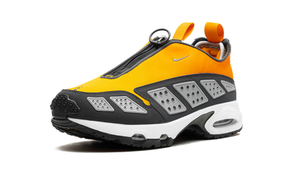 Air Max Sunder WMNS "Canyon Gold Deep Ocean" HJ8080 700